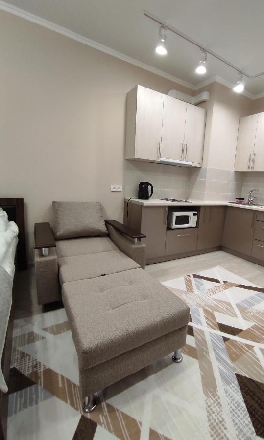 Apartamento Уютная Квартира-Студия Жк Lotus Terrace Almatý Exterior foto