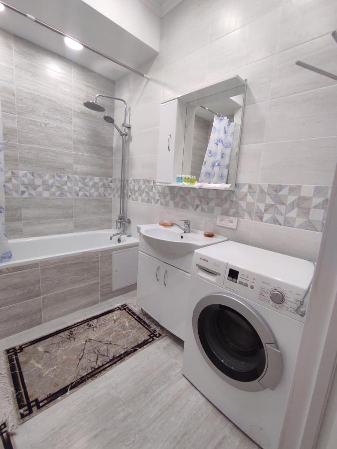 Apartamento Уютная Квартира-Студия Жк Lotus Terrace Almatý Exterior foto
